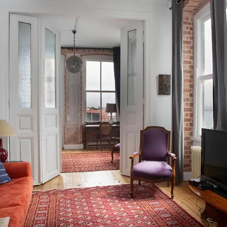 A Historical Galata Flat W Bosphorus View Apartment *