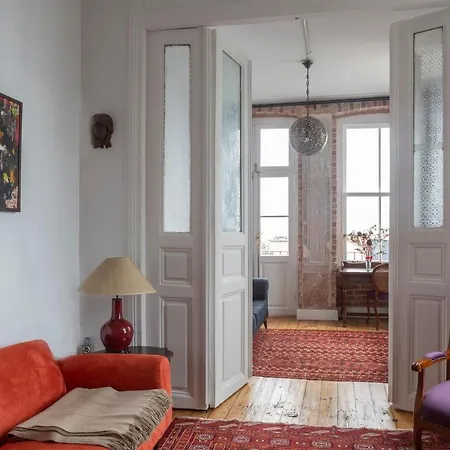 A Historical Galata Flat W Bosphorus View * Istanbul
